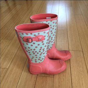 Girls Hunter Boots Size 3.